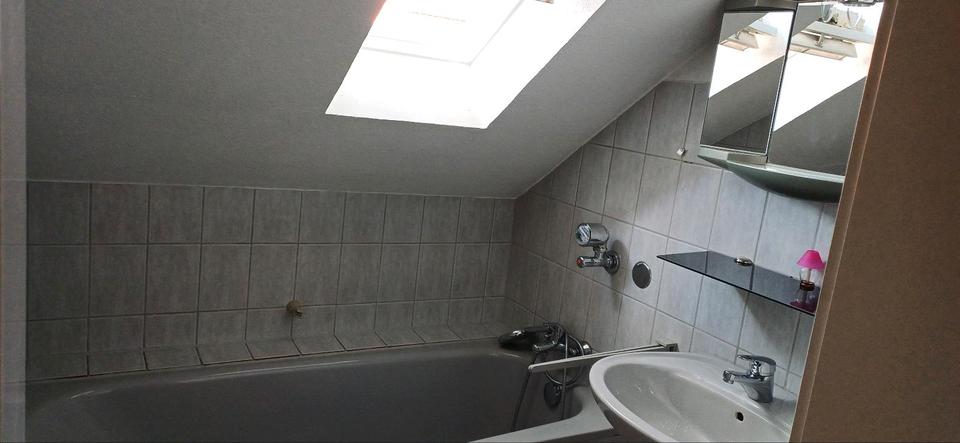 Dachgeschoßwohnung Aichtal - 2 Zimmer, 53 m&sup2;, 125.000&euro; | Angebot:26804420