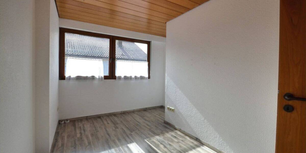 Einfamilienhaus Leonberg Eltingen - 5 Zimmer, 120 m&sup2;, 578.000&euro; | Angebot:25929394