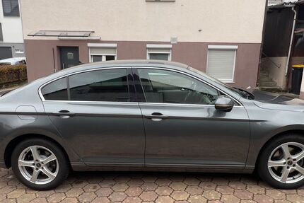 VW Passat 105.000 km 11.399 € Filderstadt 70794