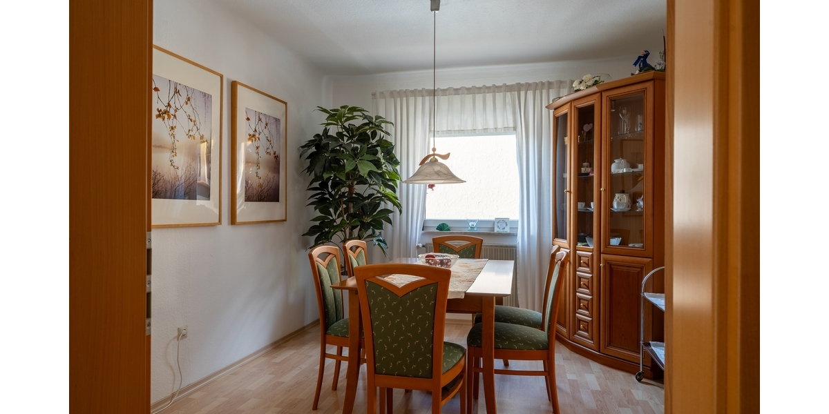 85 m² Wohnglück: 4-Zimmer-Wohnung mit Stellplatz - 4- Fellbach | Angebot:27616485