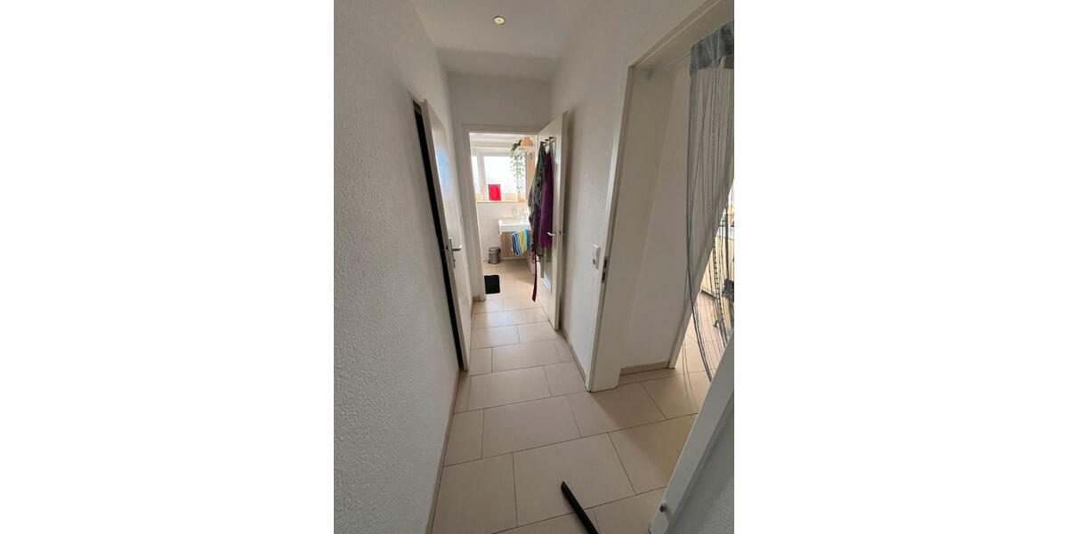 Dachgeschoßwohnung Ludwigsburg Eglosheim - 3 Zimmer, 62 m&sup2;, 879&euro; | Angebot:27608072