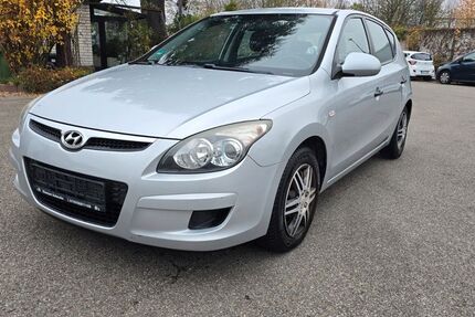 Hyundai i30 142.000 km 3.680 &euro; Möglingen 71696