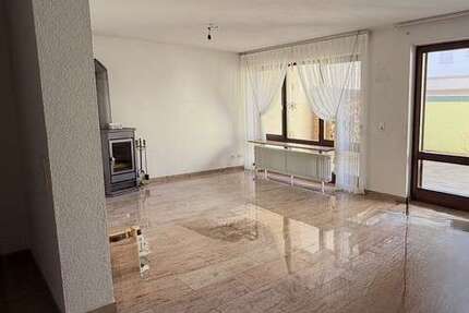 Haus Renningen - 7 Zimmer, 155 m&sup2;, 595.000&euro; | Angebot:26071039