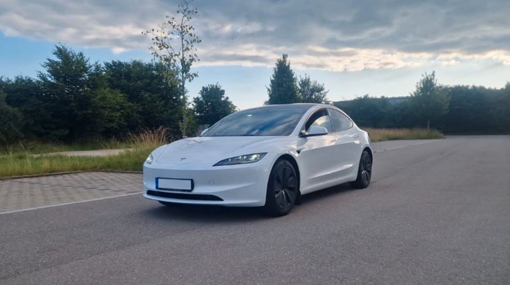 Tesla Model 3 39.000 km 33.300 &euro; KORNWESTHEIM 70806