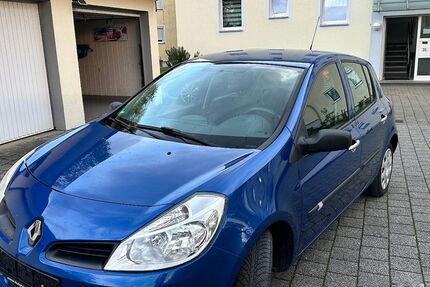 Renault Clio 159.000 km 2.990 &euro; Reutlingen 72760