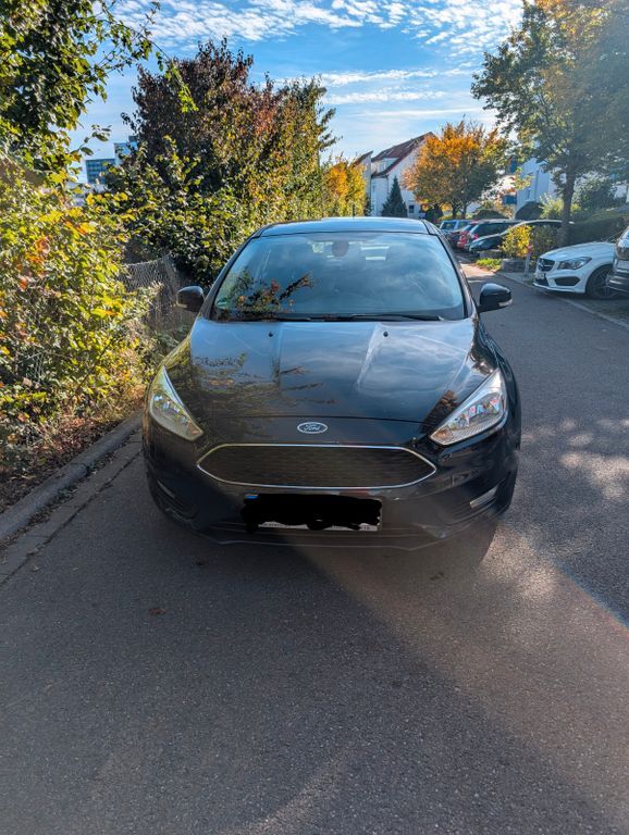 Ford Focus 131.837 km 5.000 € Stuttgart 70567