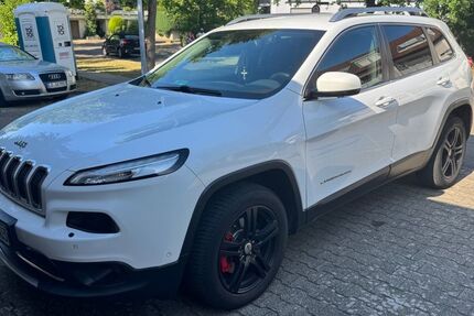 Jeep Cherokee 174.000 km 15.000 &euro; Ludwigsburg 71634