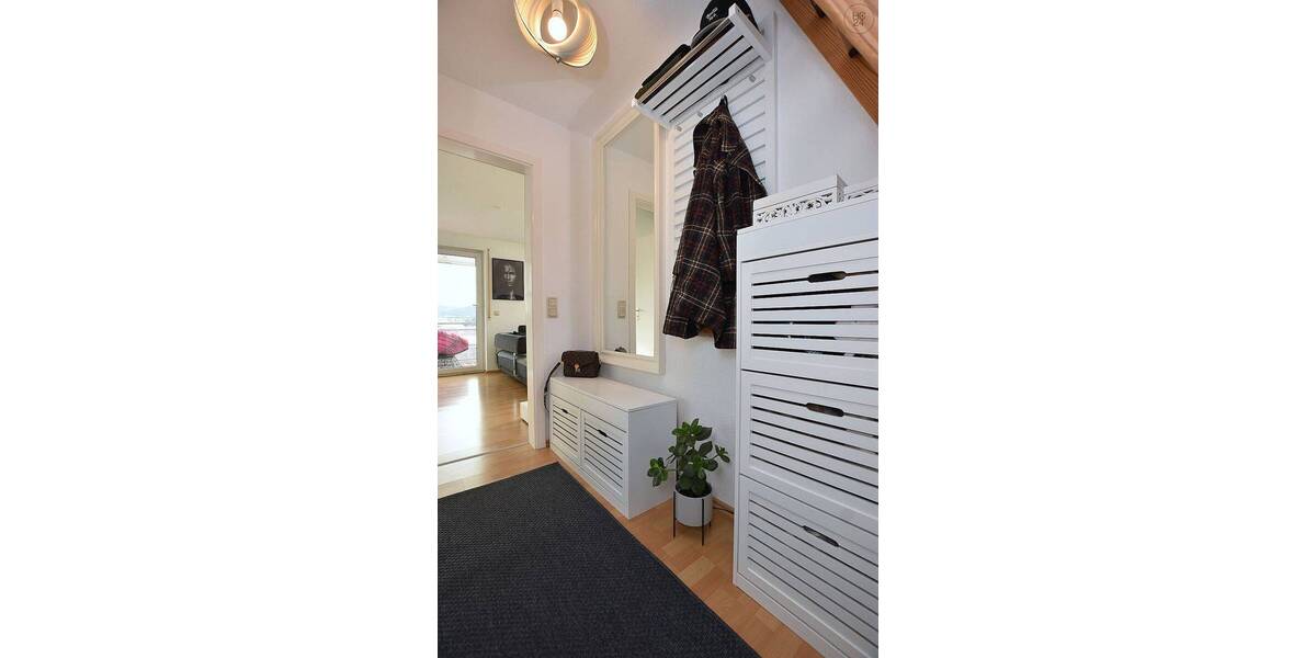 Etagenwohnung Stuttgart Untertürkheim - 2 Zimmer, 70 m&sup2;, 1.390&euro; | Angebot:26627287