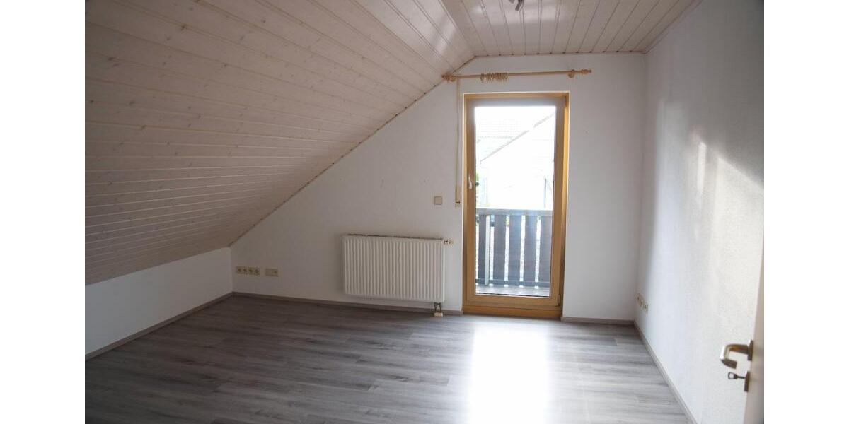 Einfamilienhaus Herrenberg - 6 Zimmer, 129 m&sup2;, 650.000&euro; | Angebot:27223016