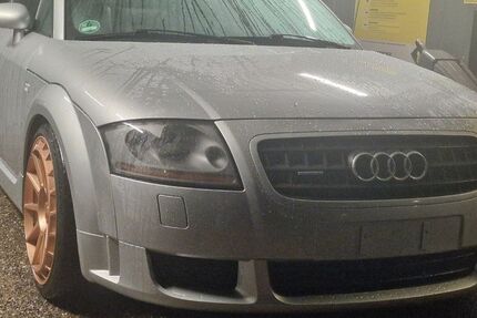 Audi TT 240.000 km 9.999 &euro; reutlingen 72770