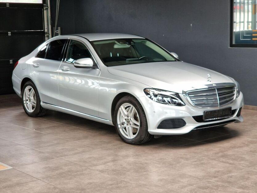 Mercedes-Benz C 250 98.400 km 23.999 € Gäufelden 71126