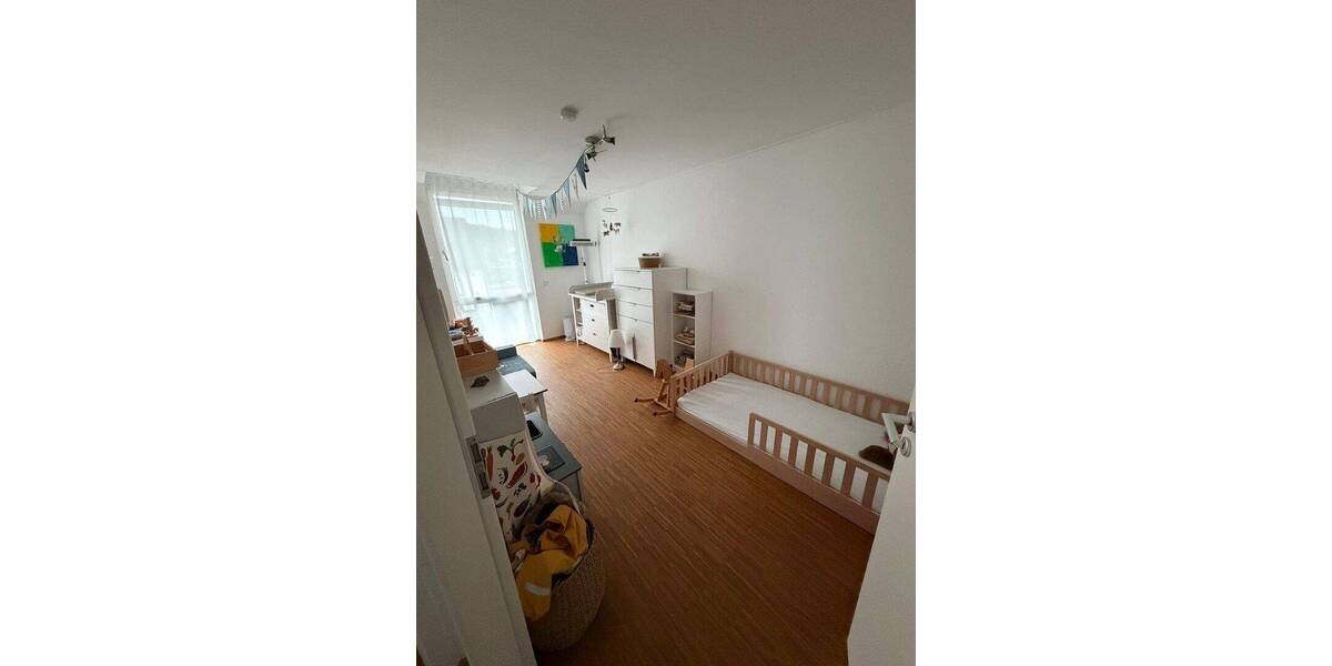 Etagenwohnung Wendlingen - 4 Zimmer, 94 m&sup2;, 1.200&euro; | Angebot:26903708