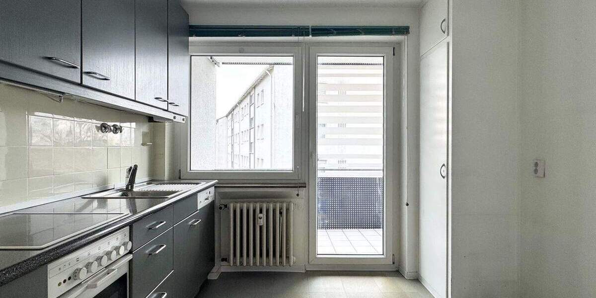 Etagenwohnung Sindelfingen Ost - 2 Zimmer, 60 m&sup2;, 189.000&euro; | Angebot:25043333