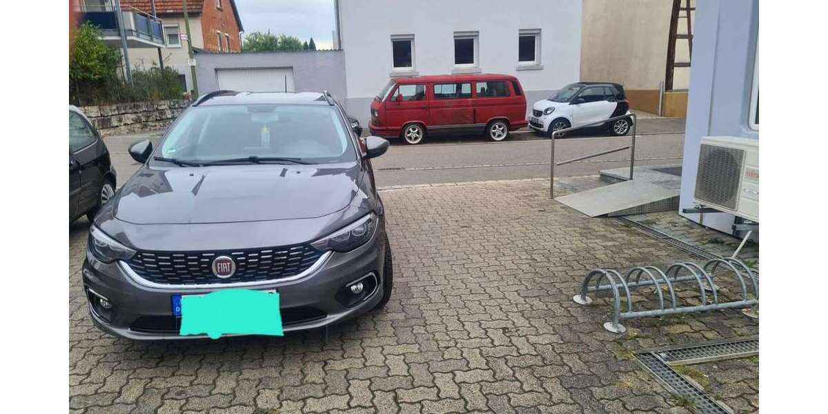 Fiat Tipo 95.000 km 9.749 &euro; Leonberg 71229