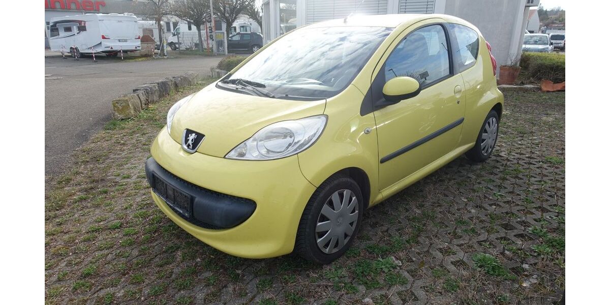 Peugeot 107 183.000 km 1.580 &euro; Dußlingen 72144