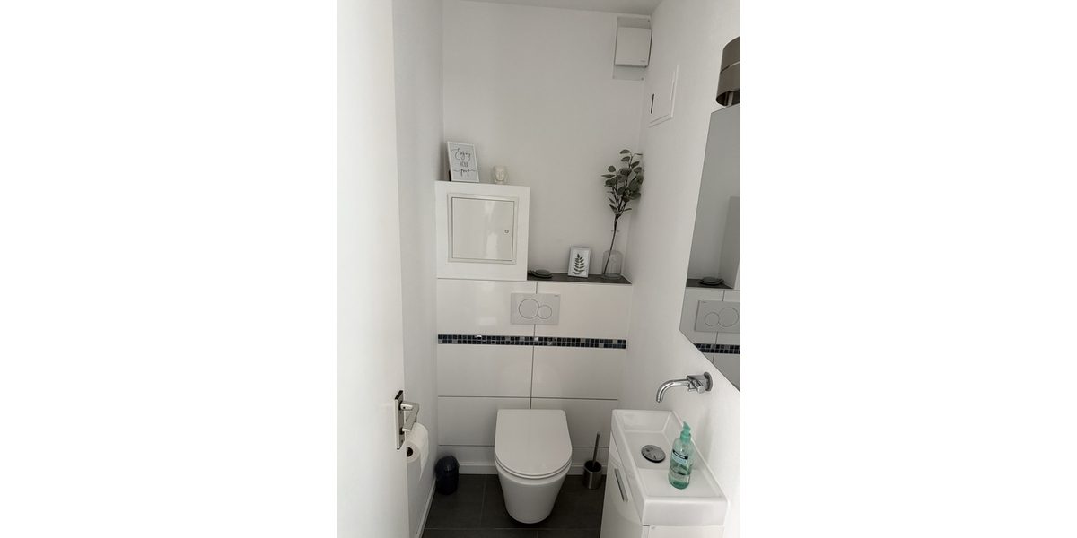 Einziehen & Wohlfühlen – 3,5-Zimmer-Dachgeschosswohnung mit Balkon und Garage - Dachgeschoßwohnung Altbach | Angebot:27581532