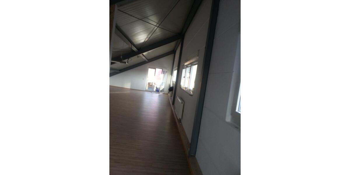 Etagenwohnung Vaihingen an der Enz - 1 Zimmer, 75 m&sup2;, 675&euro; | Angebot:24772635