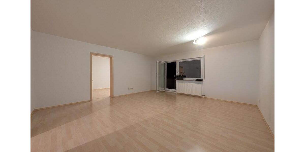 Etagenwohnung Sachsenheim - 2 Zimmer, 53 m&sup2;, 740&euro; | Angebot:25872032