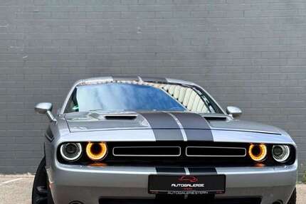 Dodge Challenger 106.584 km 25.900 € Stuttgart 70435
