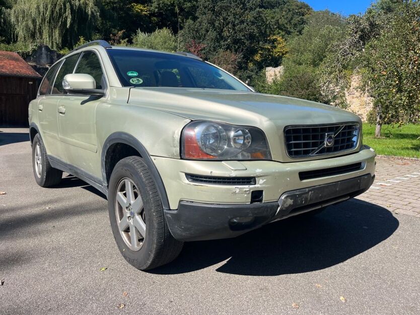 Volvo XC90 335.000 km 2.999 € Tübingen 72074