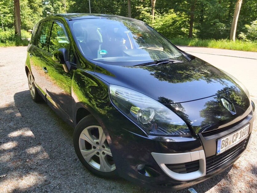 Renault Scenic 58.000 km 5.800 € Böblingen 71032