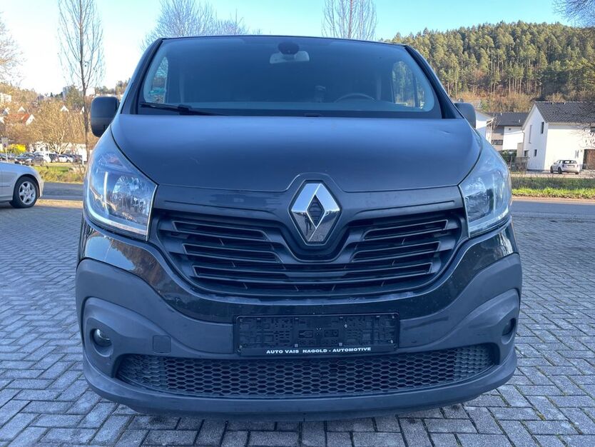 Renault Trafic 228.000 km 7.200 € Nagold 72202