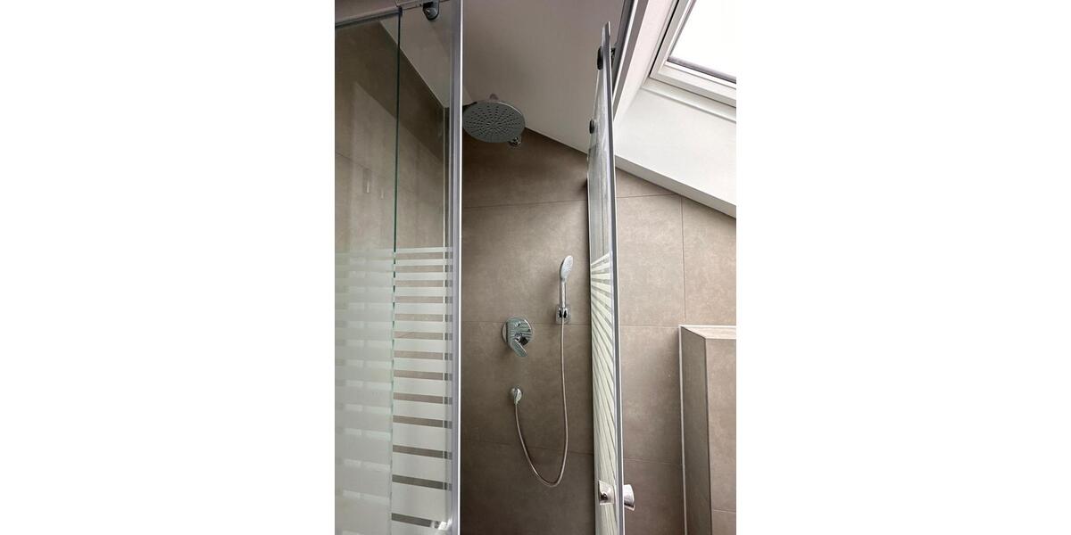 Dachgeschoßwohnung Markgröningen - 2.5 Zimmer, 80 m&sup2;, 1.175&euro; | Angebot:25852525