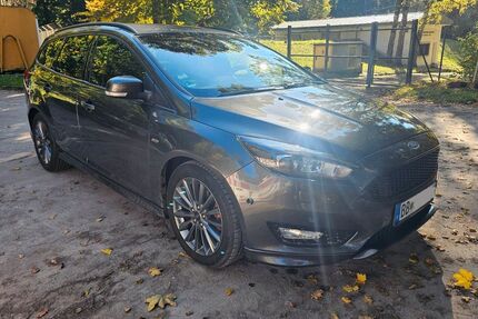 Ford Focus 143.000 km 8.900 € Sindelfingen 71069