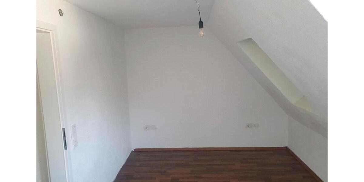 Dachgeschoßwohnung Leinfelden-Echterdingen Echterdingen - 2 Zimmer, 45 m&sup2;, 800&euro; | Angebot:25392964
