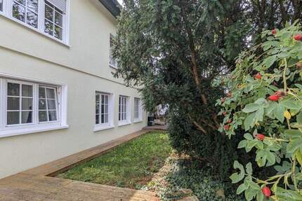 Haus Niefern-Öschelbronn Niefern - 7 Zimmer, 190 m&sup2;, 550.000&euro; | Angebot:25738400