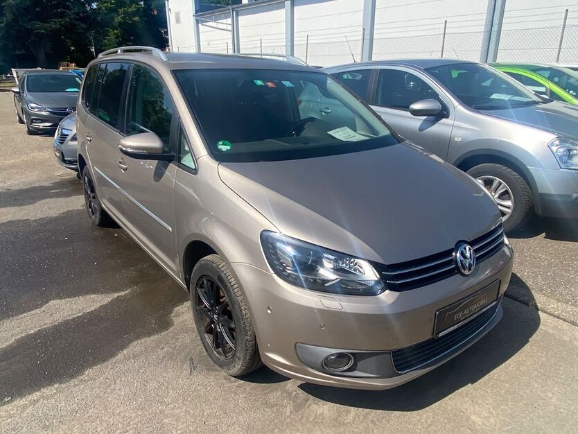 VW Touran 174.000 km 4.800 € Markgröningen 71706