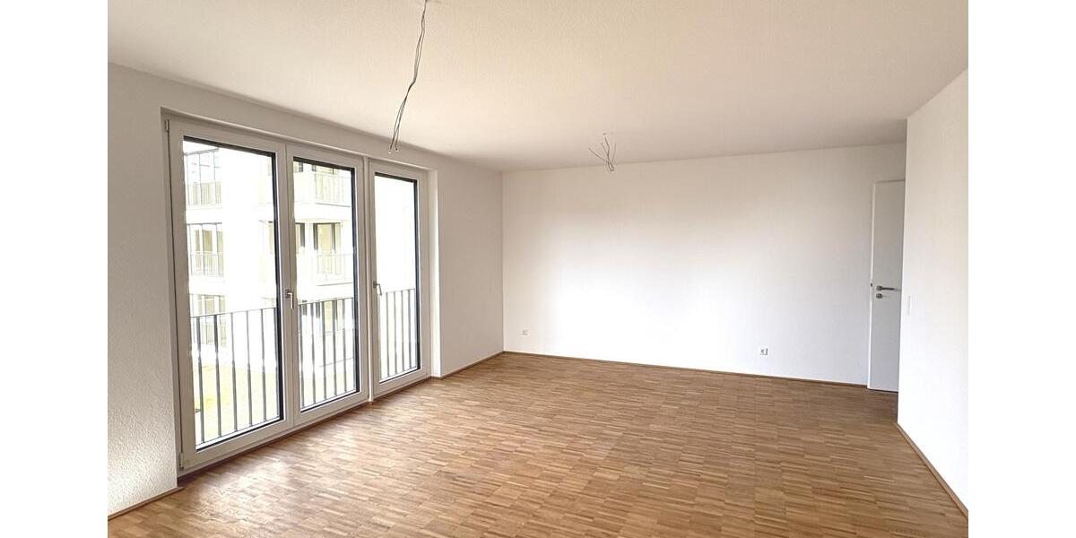 Erdgeschoßwohnung Leonberg - 4 Zimmer, 101 m&sup2;, 1.822&euro; | Angebot:23714099