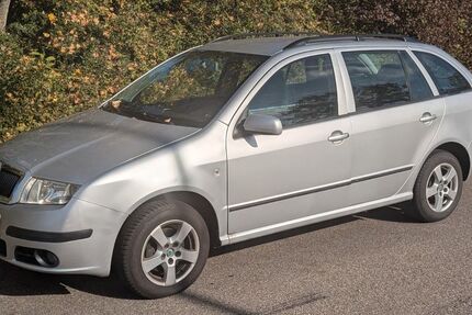 Skoda Fabia 202.500 km 800 &euro; Ludwigsburg 71636