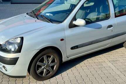 Renault Clio 245.000 km 550 € Gärtringen 71116