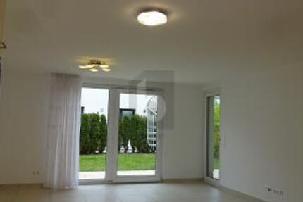 RUHIG UND HELL MIT SONNIGER TERRASSE UND GARTEN - Wohnung Leinfelden-Echterdingen Echterdingen | Angebot:24698121