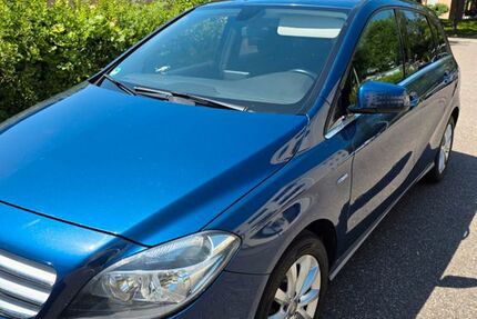 Mercedes-Benz B 180 230.958 km 5.222 &euro; Engelsbrand 75331