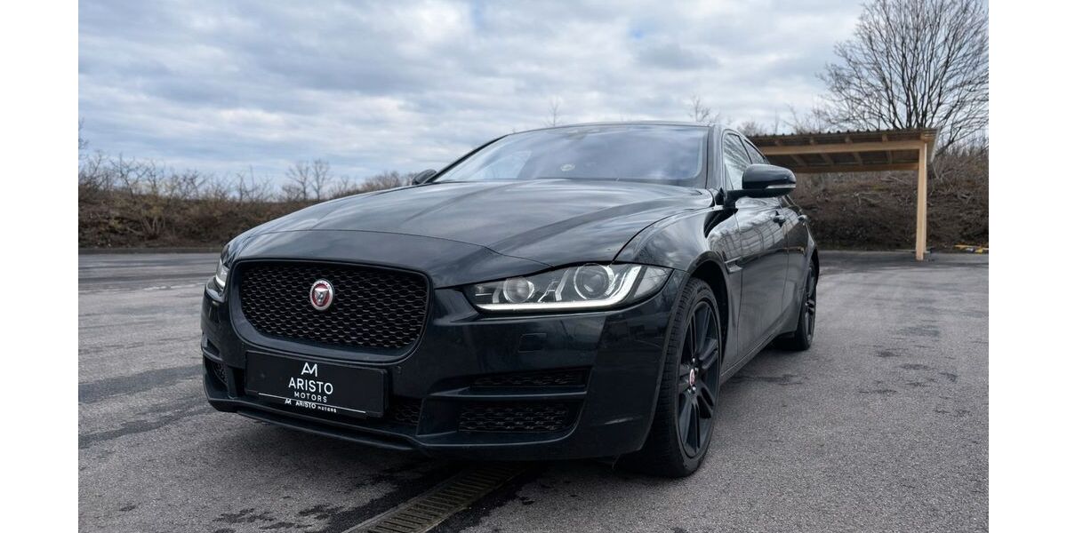 Jaguar XE 141.891 km 13.300 &euro; Asperg 71679