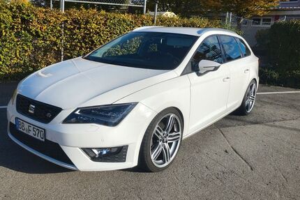 Seat Leon 152.000 km 9.500 &euro; Altdorf 71155
