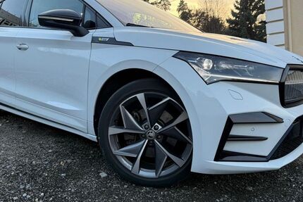 Skoda Enyaq 37.500 km 36.890 &euro; Sindelfingen/Darmsheim 71069