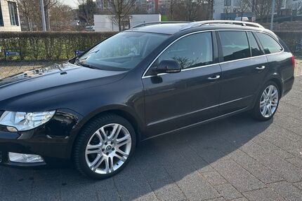 Skoda Superb 220.000 km 6.000 &euro; Pforzheim 75181