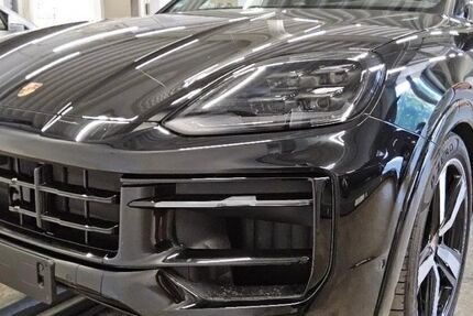 Porsche Cayenne 12.900 km 114.790 &euro; Stuttgart 70499