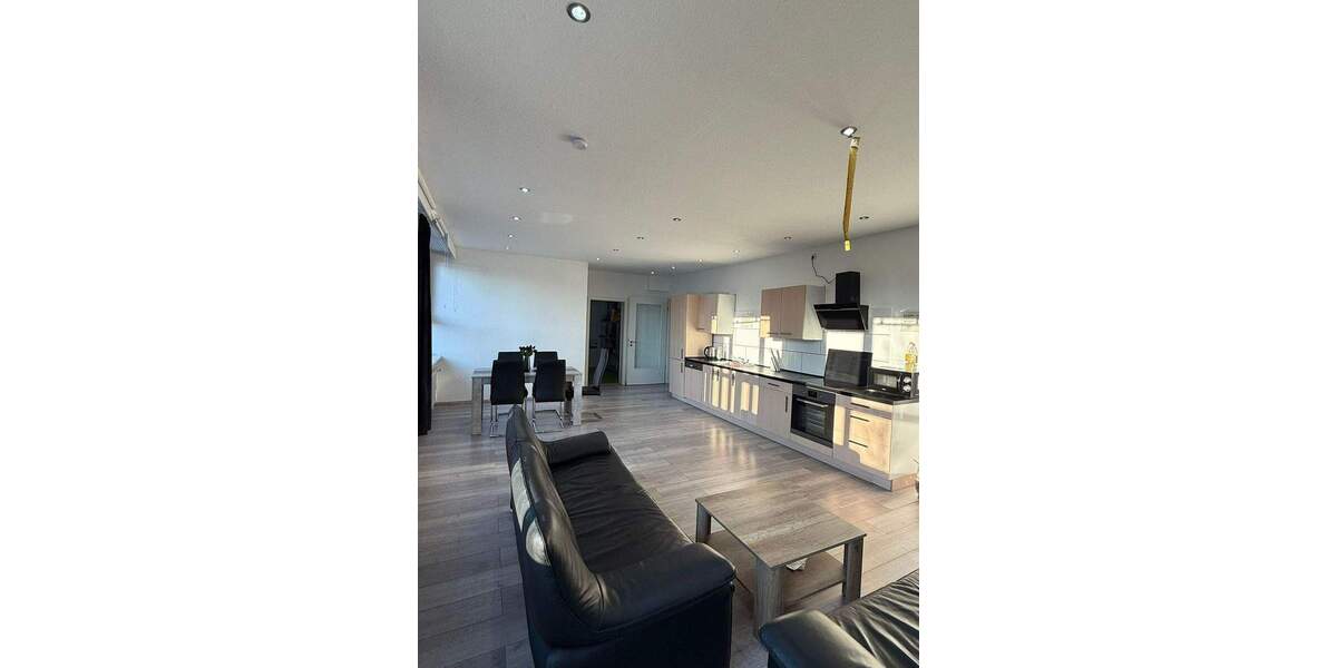 Etagenwohnung Niefern-Öschelbronn Niefern - 5 Zimmer, 130 m&sup2;, 299.000&euro; | Angebot:25780877