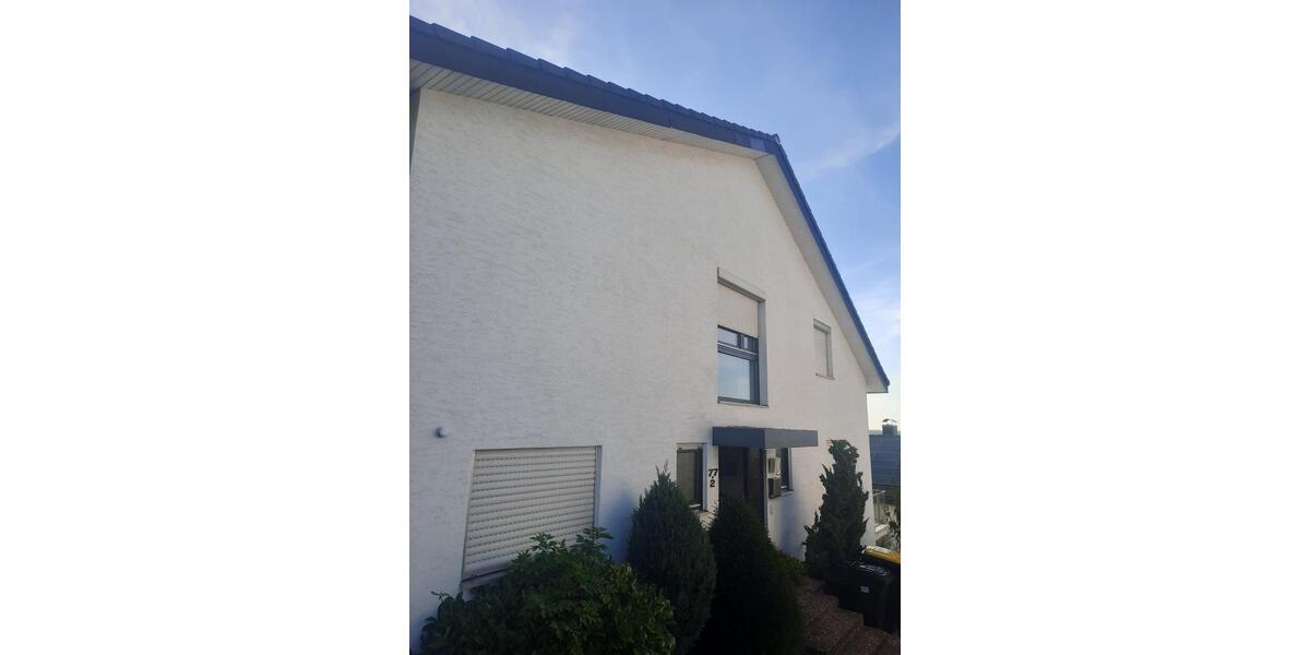 Doppelhaushälfte Gerlingen - 4.5 Zimmer, 141 m&sup2;, 2.200&euro; | Angebot:25084802