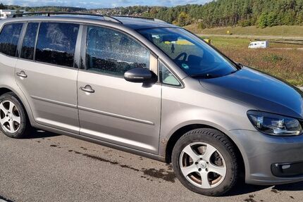 VW Touran 129.980 km 6.799 &euro; Leonberg Gebersheim 71229