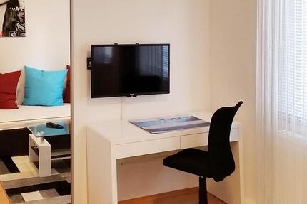 Wohnung Weil der Stadt - 5 Zimmer, 15 m&sup2;, 400&euro; | Angebot:23091713