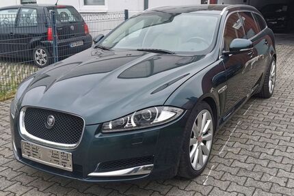 Jaguar XF 150.956 km 6.900 € Holzgerlingen 71088