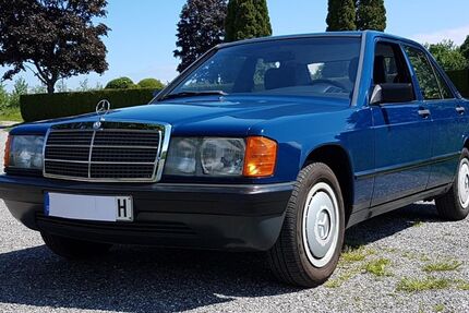Mercedes-Benz 190 182.800 km 9.990 &euro; Wildberg 72218