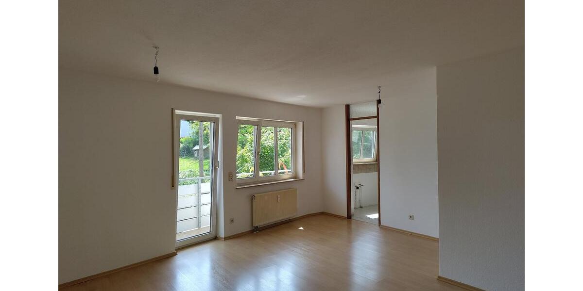Etagenwohnung Esslingen am Neckar Hegensberg - 3 Zimmer, 77 m&sup2;, 330.000&euro; | Angebot:23648771
