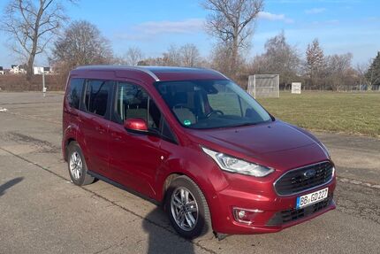 Ford Tourneo Connect 65.000 km 15.999 &euro; Böblingen 71034