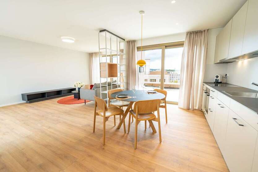 Wohnung zum Mieten in Stuttgart 2.210 € 82 m²
